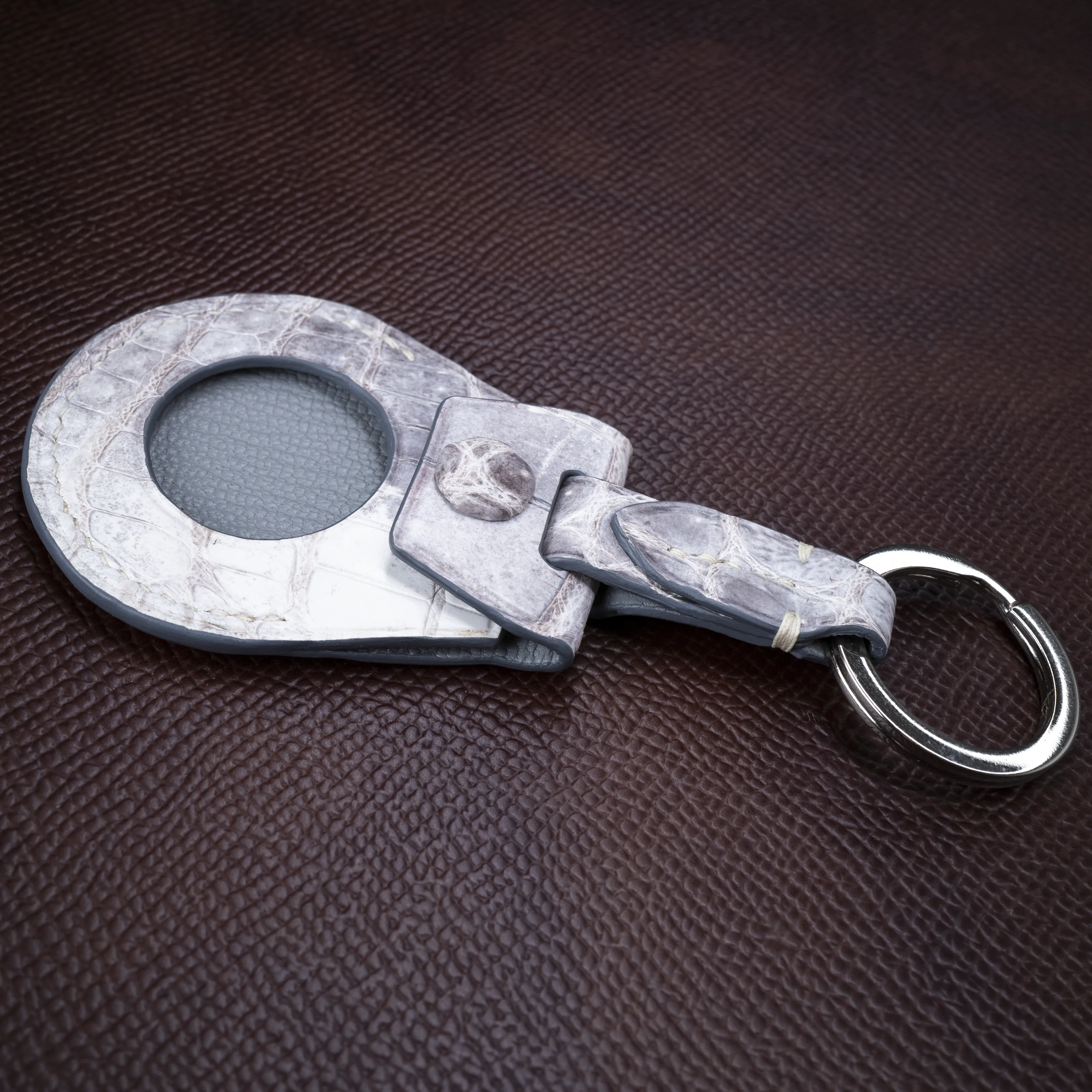 American Alligator French Chèvre Apple AirTag Snap Key Ring Case