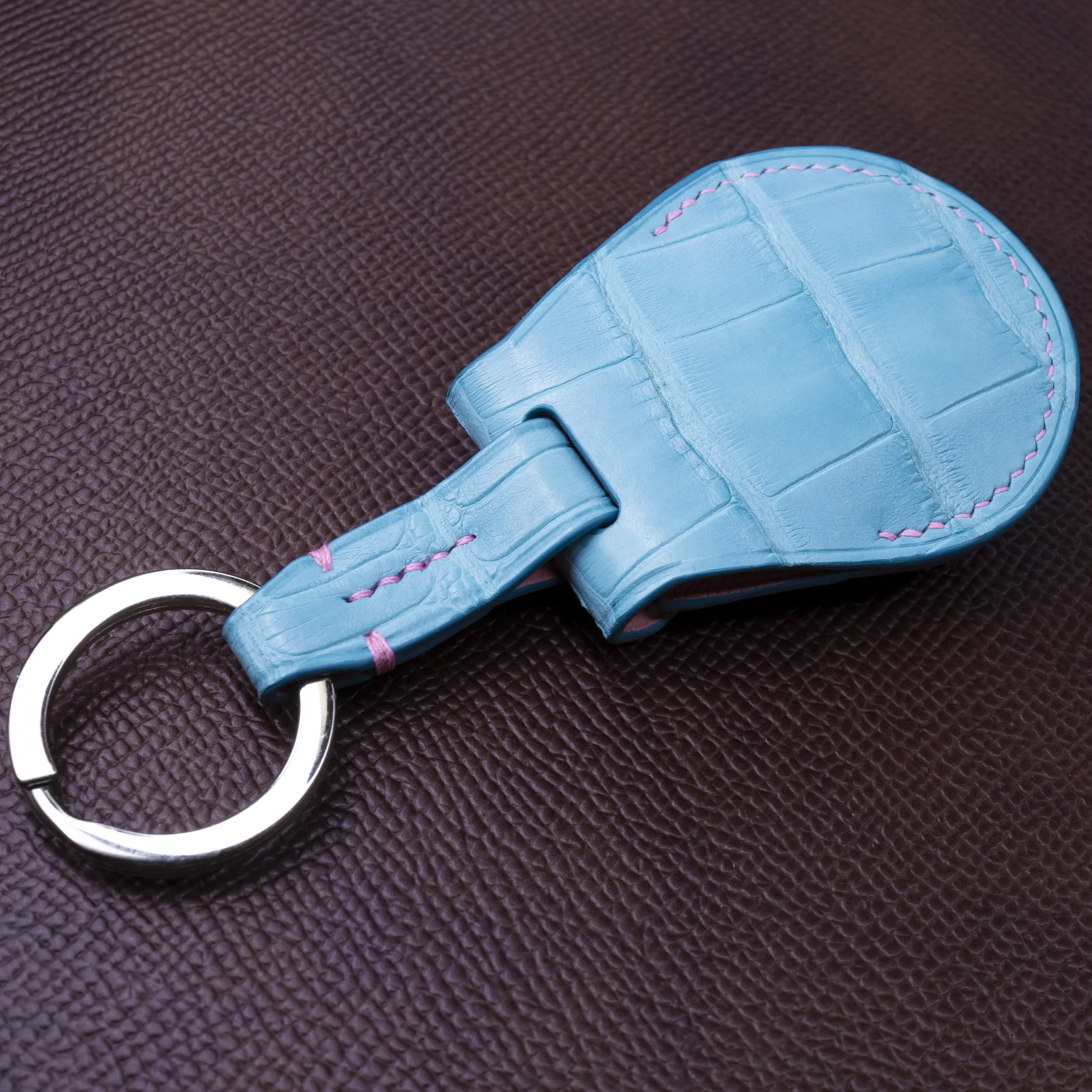 American Alligator French Chèvre Apple AirTag Snap Key Ring Case