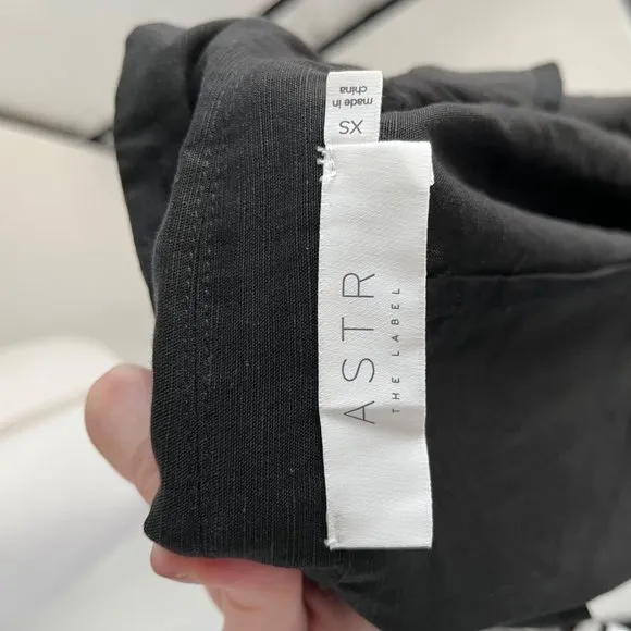 ASTR The Label Reede Black Linen Blend Long Sleeve Two Button Jacket X-Small XS
