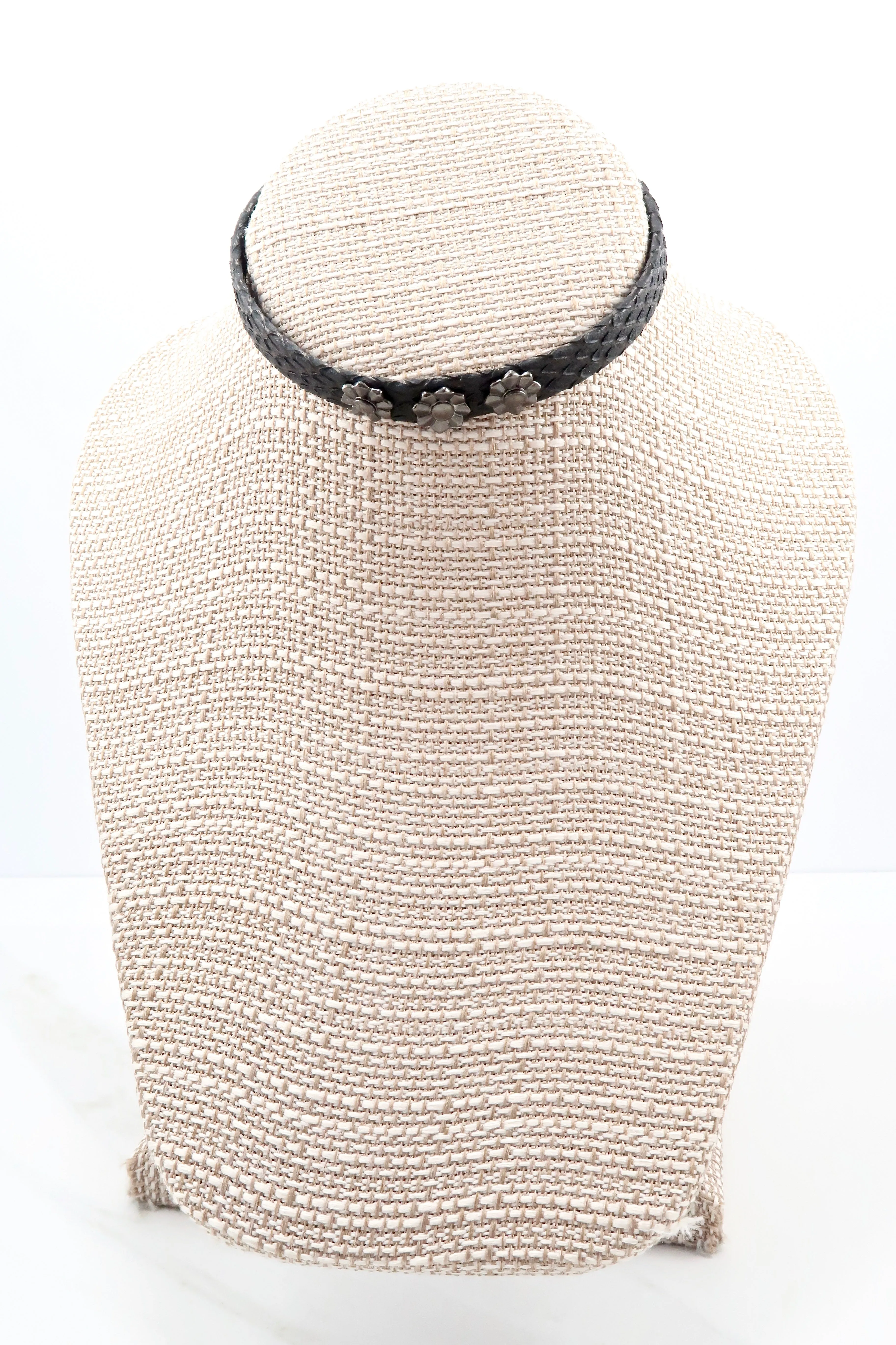 BAILEY gunmetal