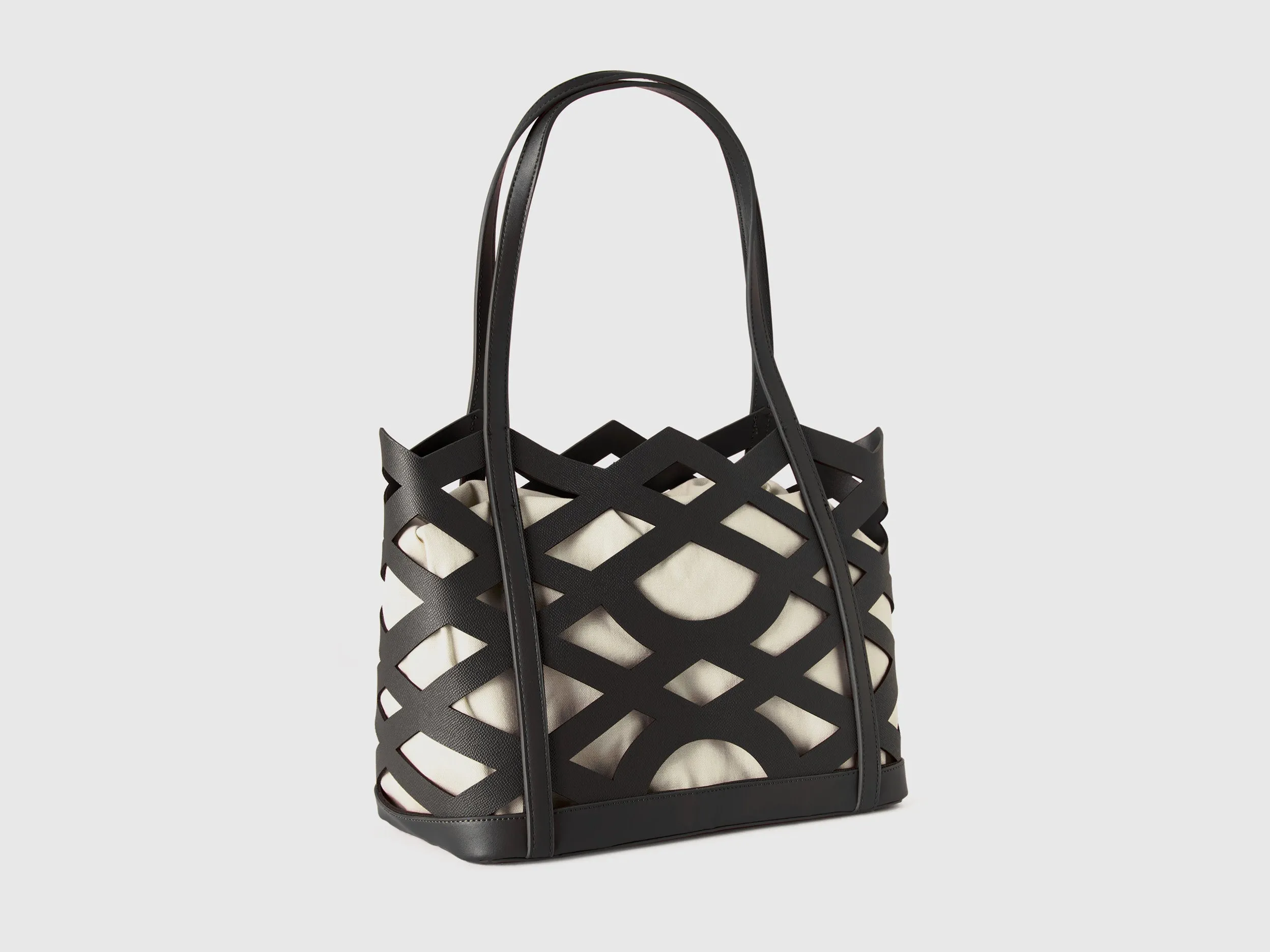 BLACK TOTE BAG