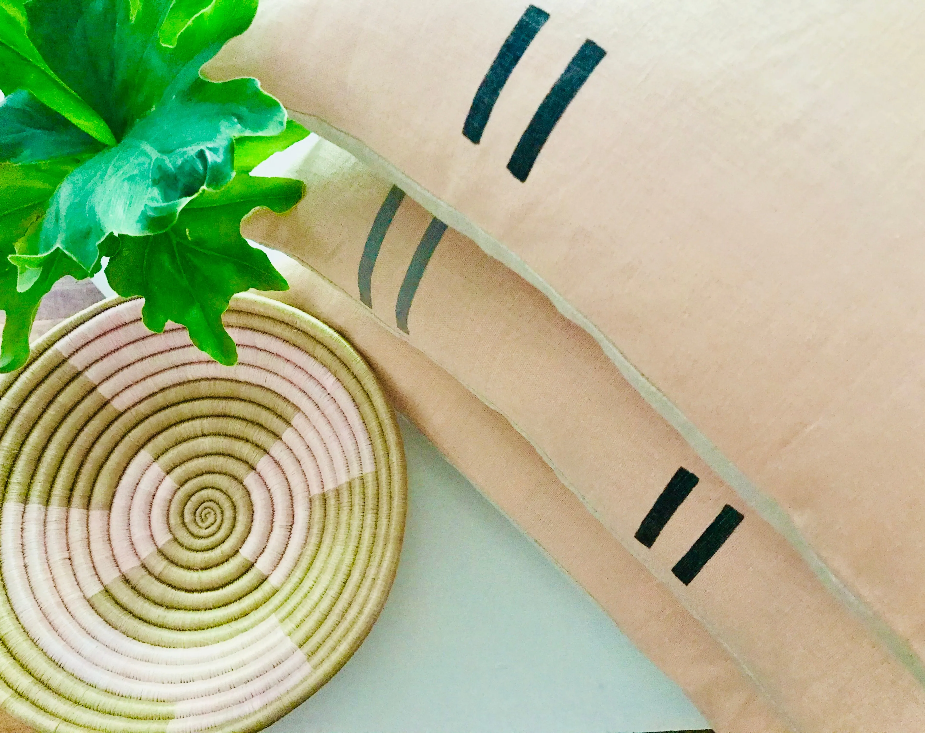 Blush Linen Pillow 20”x20”