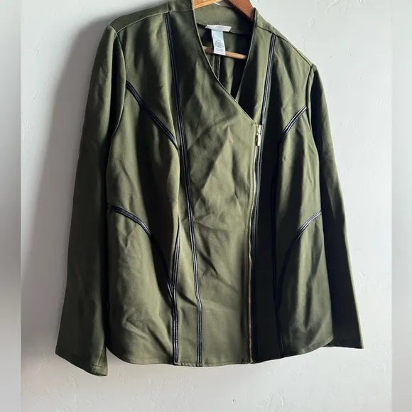 Catherine’s Curvy Collection - Green and leather Fitted Blazer