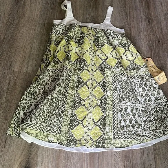 Da-Dang Dress Size Small