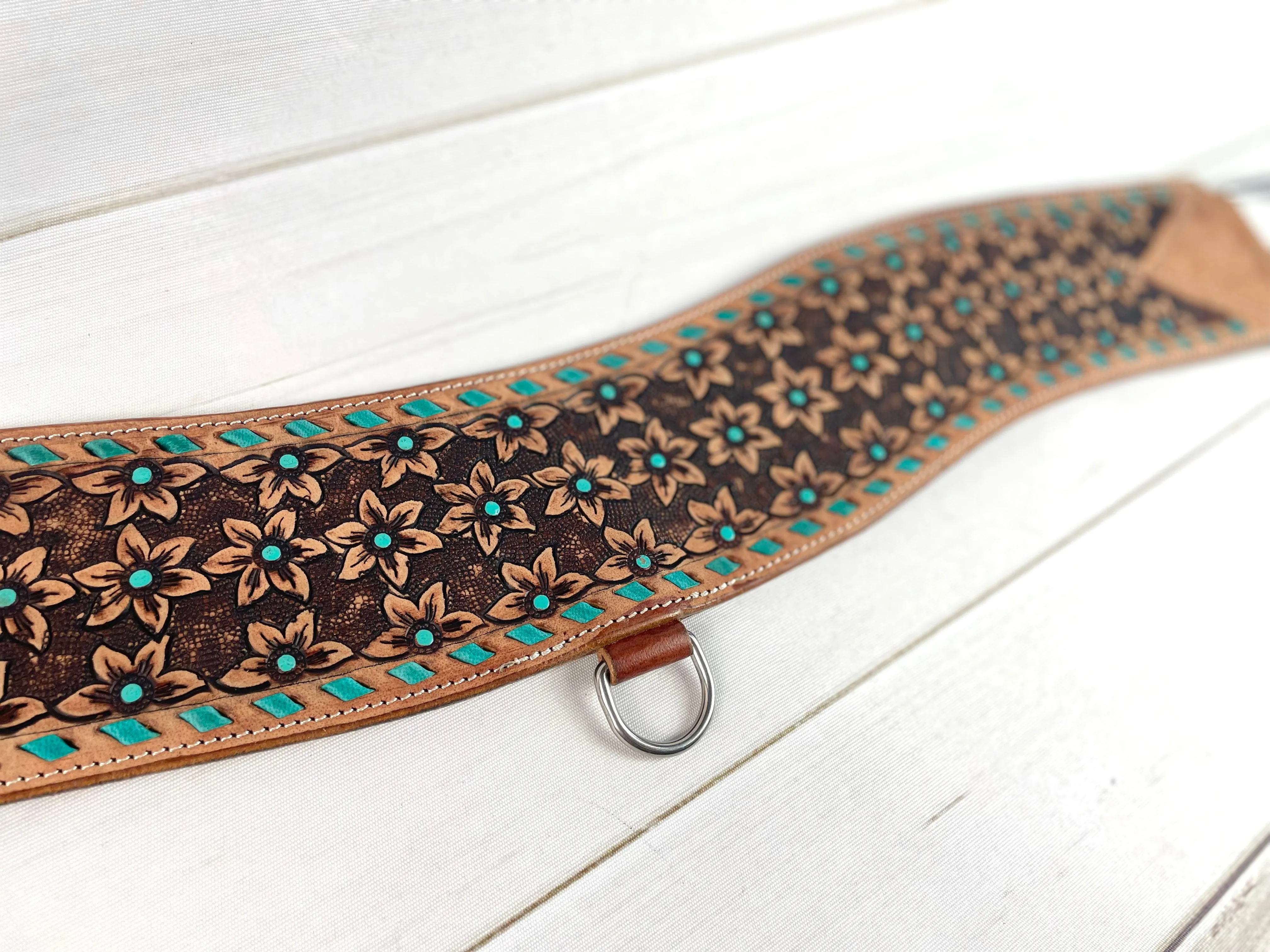 Daisy Tooled Roughout Leather Tripping Collar