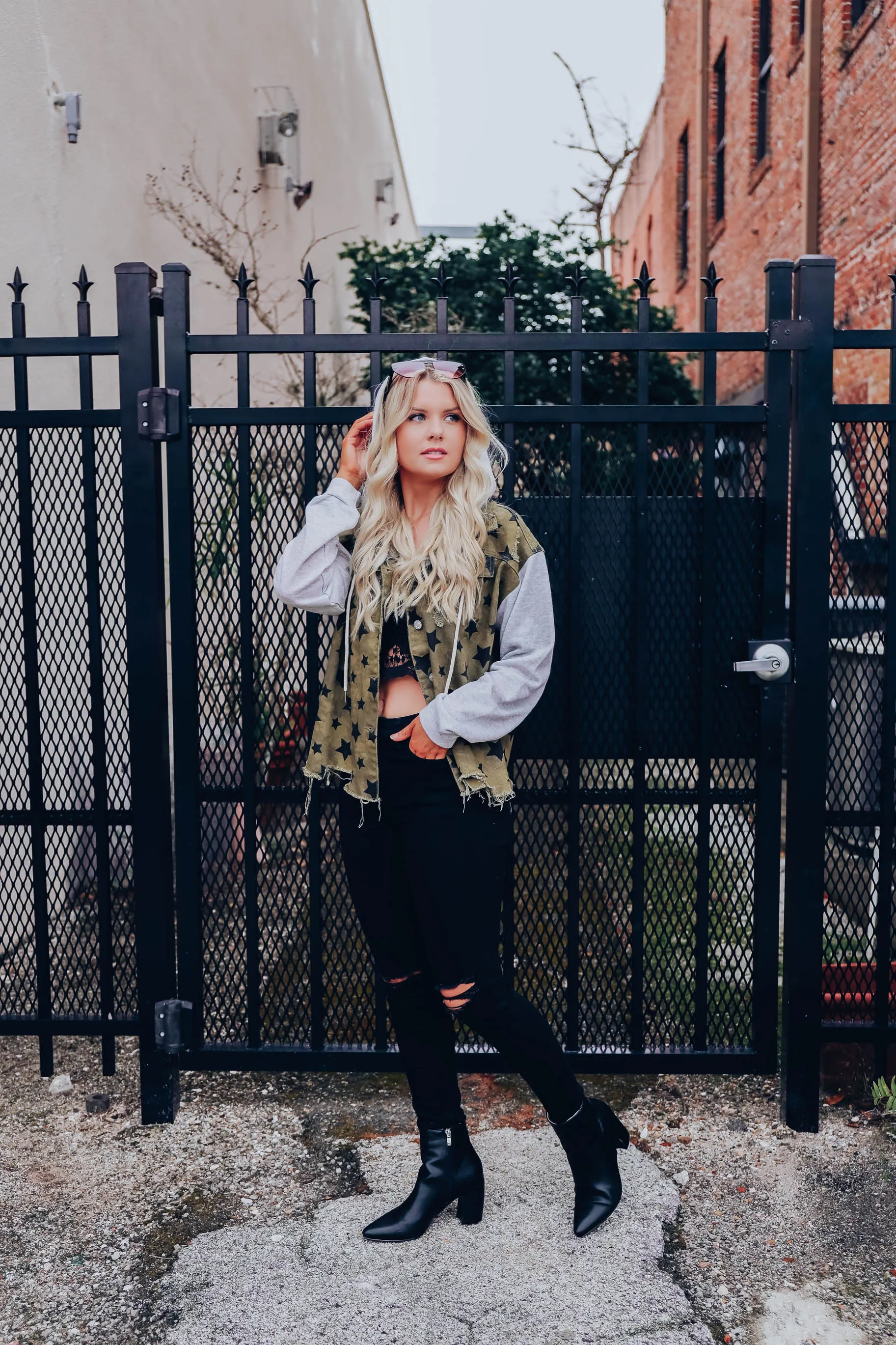Desert Star Camo Jacket - Olive S-3X