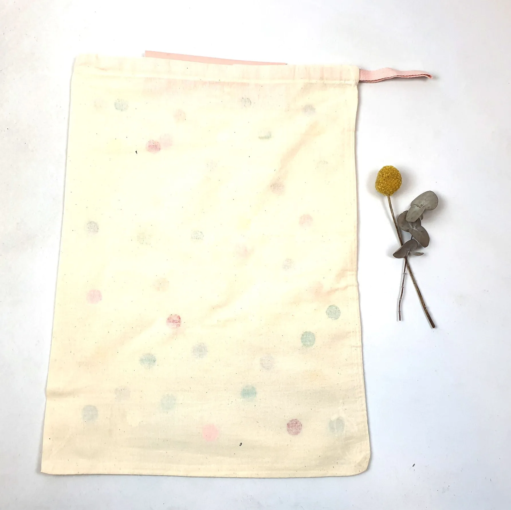 Doops polka dot draw string bag