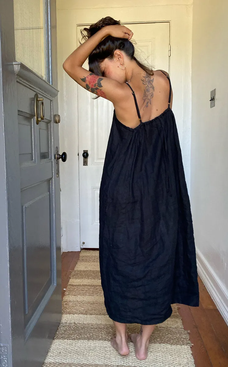 Drawstring Dress in Noir Washed Linen