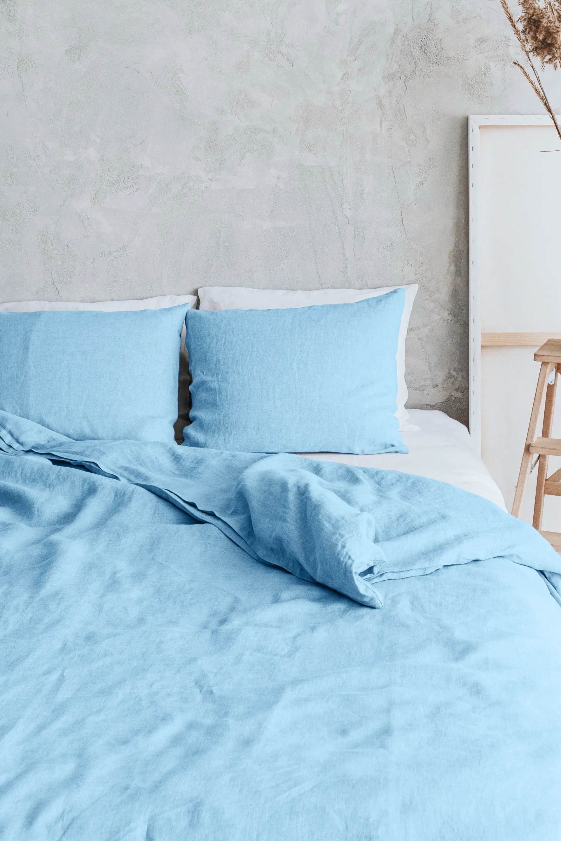 Duvet Cover and Pillowcases Set - Light Blue