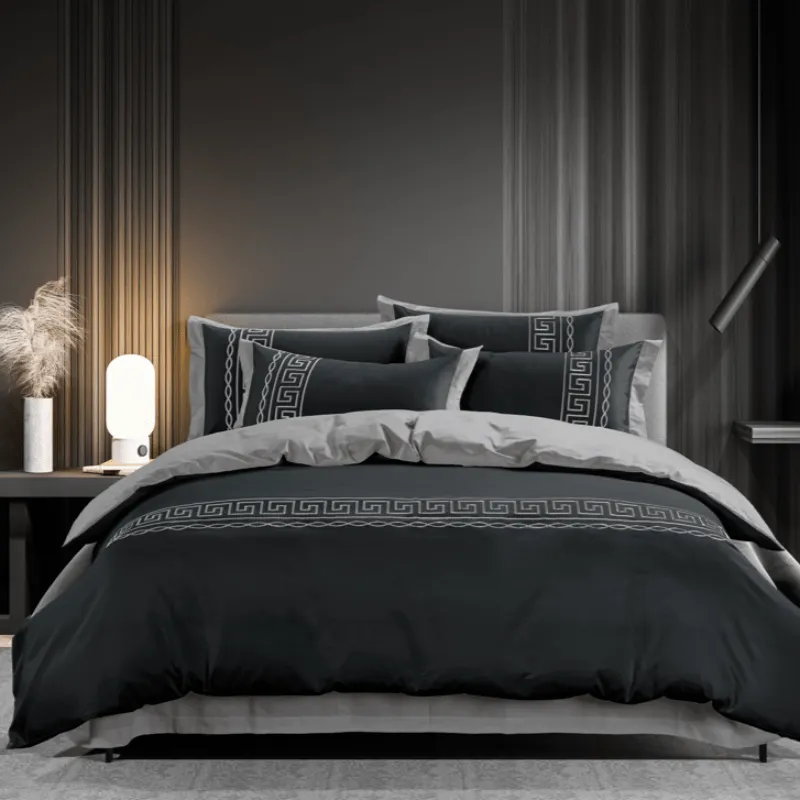 Egyptian Cotton 400 Thread Count  Donatella Black & Silver Duvet Cover Set