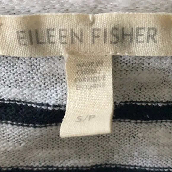 EILEEN Fisher Black &amp; White Striped Organic linen/cotton v neck top S/P
