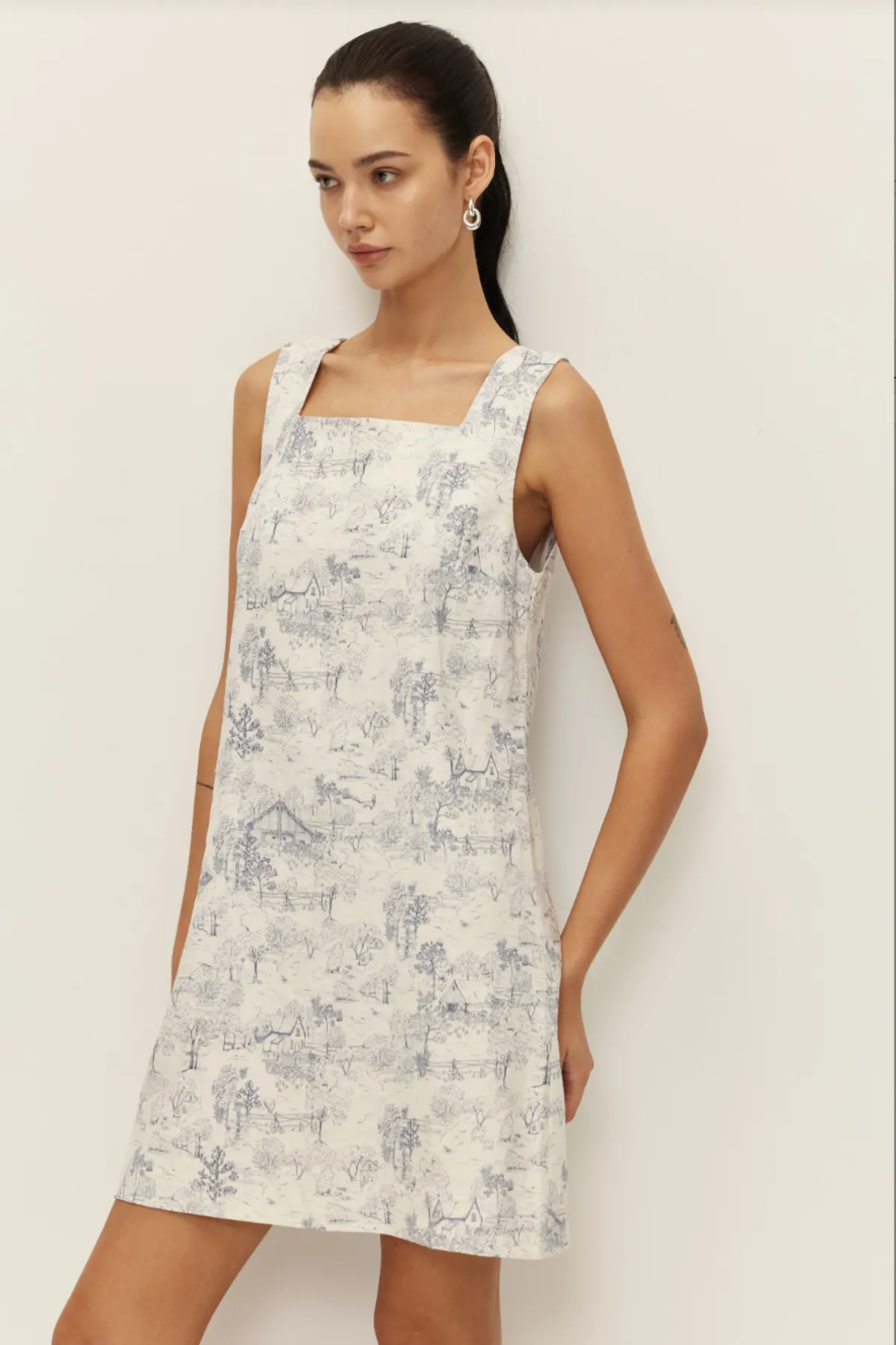 ELODIE | Tasa Linen Dress