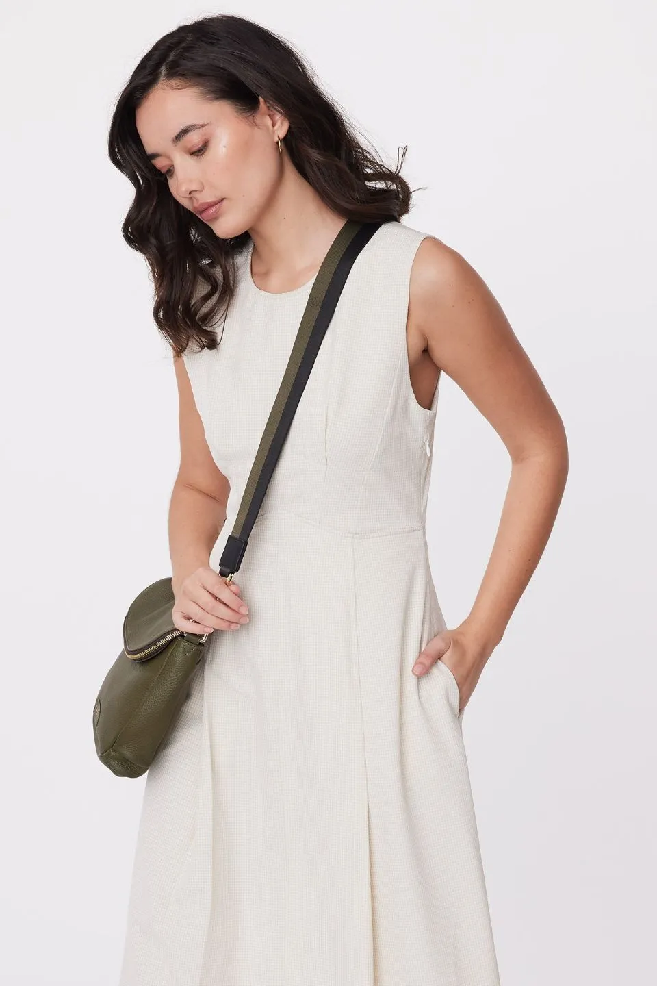 Feature Black   Khaki Bag Strap