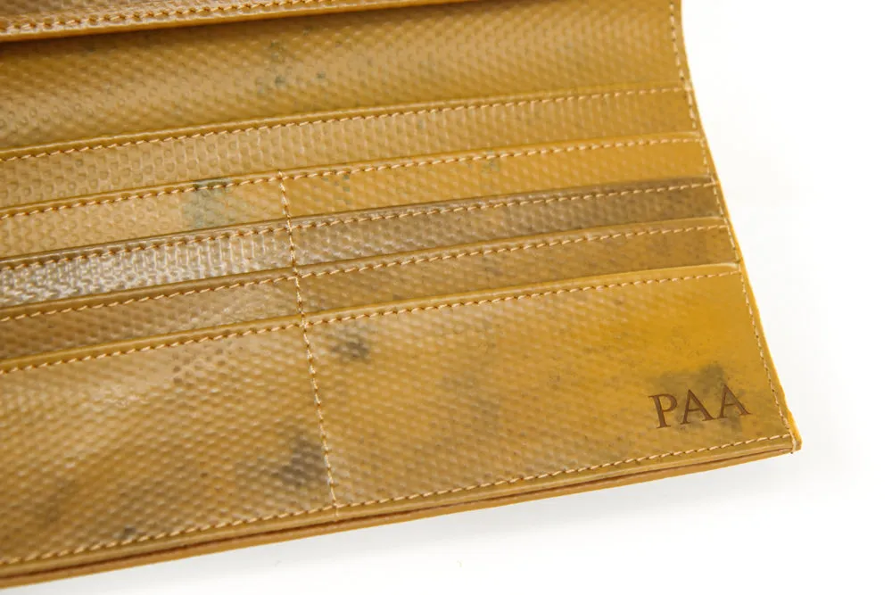 Fire & Hide Travel Wallet - Cognac