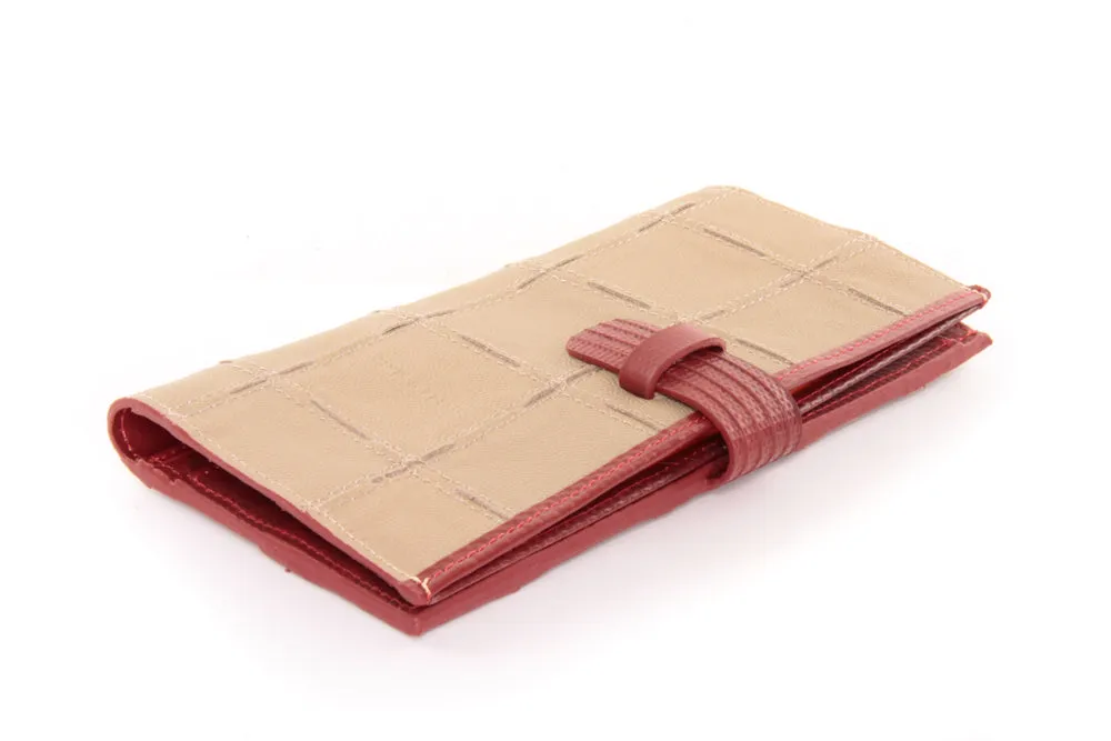 Fire & Hide Travel Wallet - Cognac