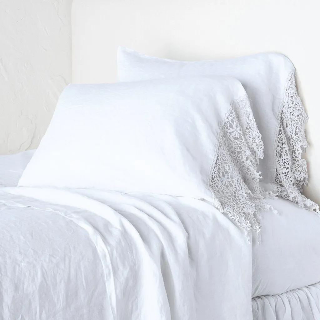 Frida Pillowcase - White - Standard