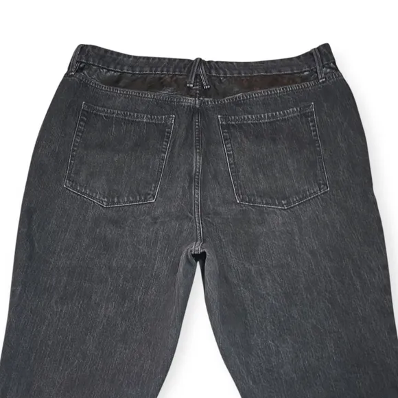 Good American Good Vintage Straight Faux Leather Panel Crop Jeans Faded Black 16
