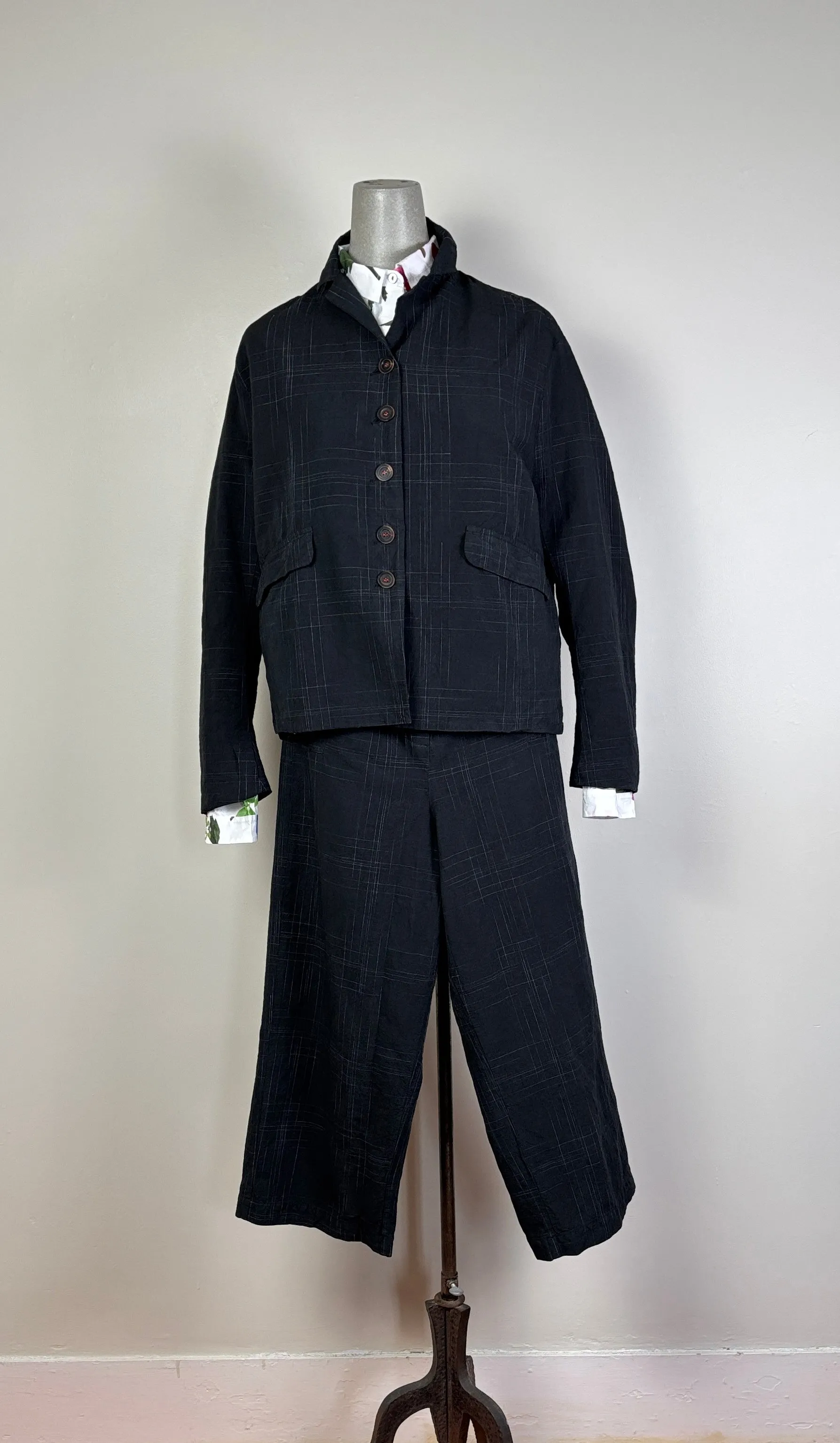 H  Hannoh Wessel  ~  Jacket Julia - Black