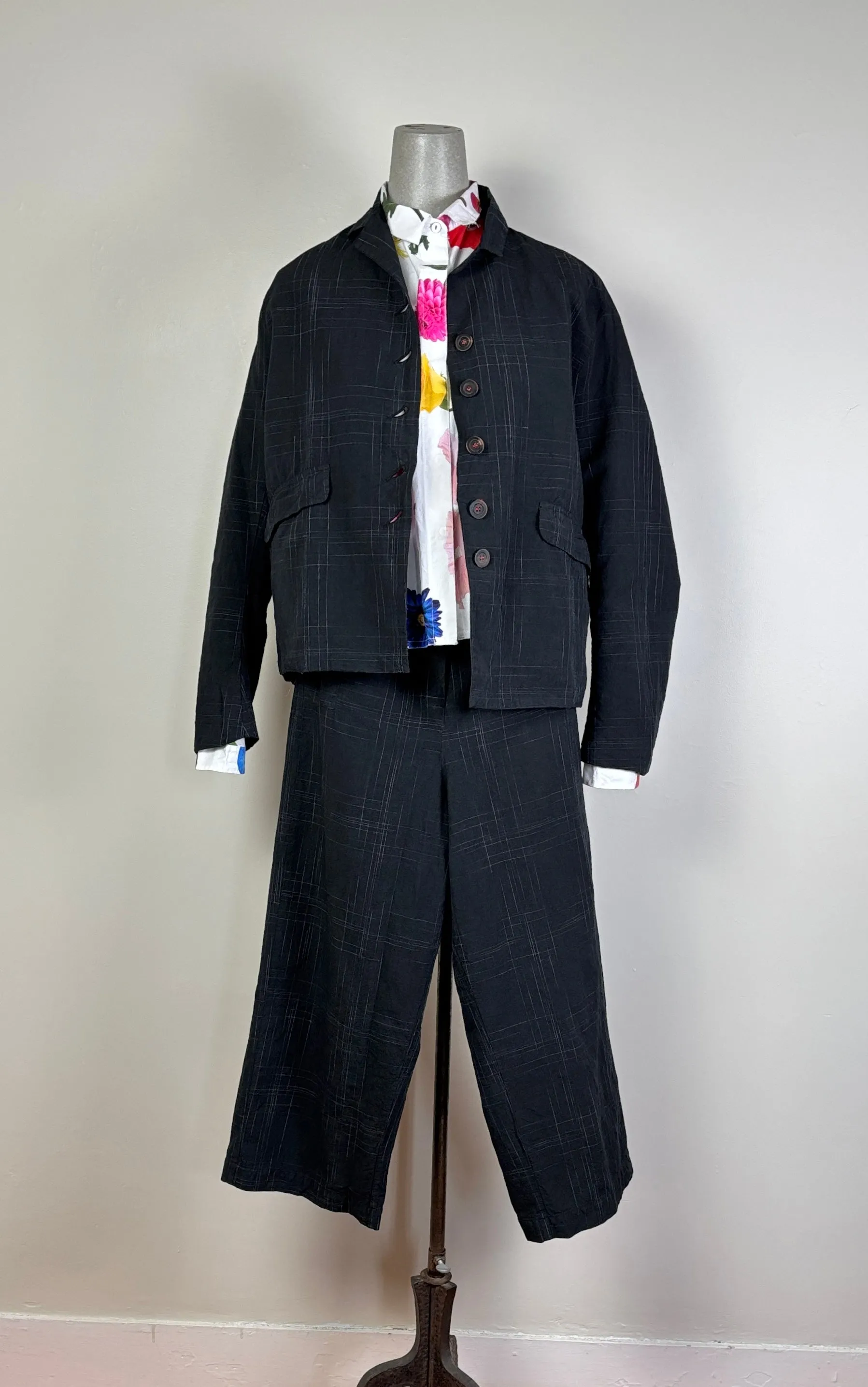 H  Hannoh Wessel  ~  Jacket Julia - Black
