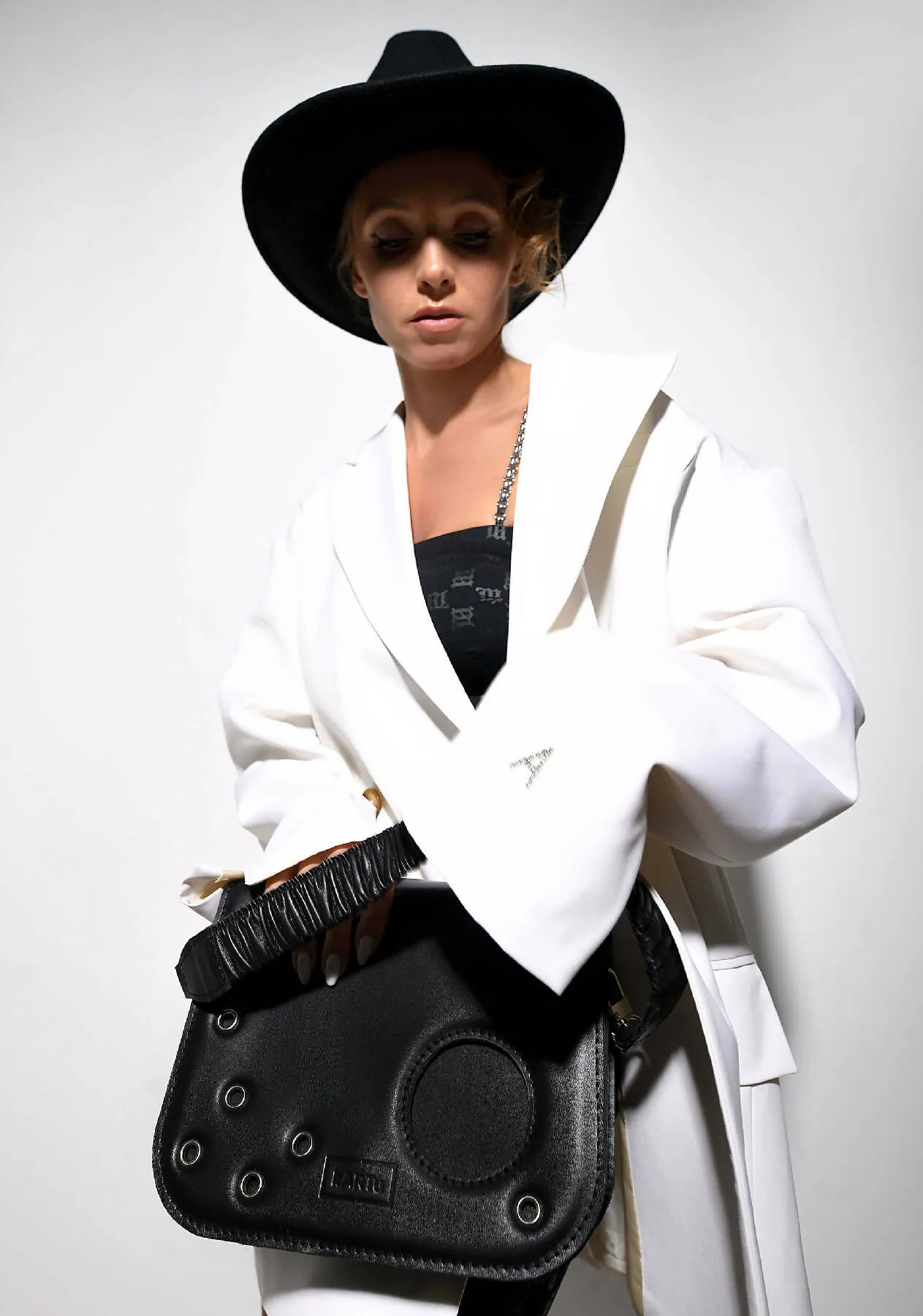 Handbag “Ficus” – black