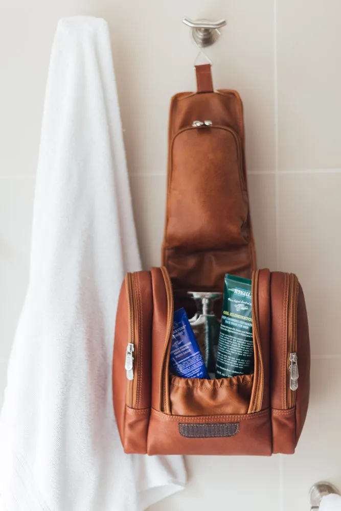 HANGING TRAVEL TOILETRY KIT