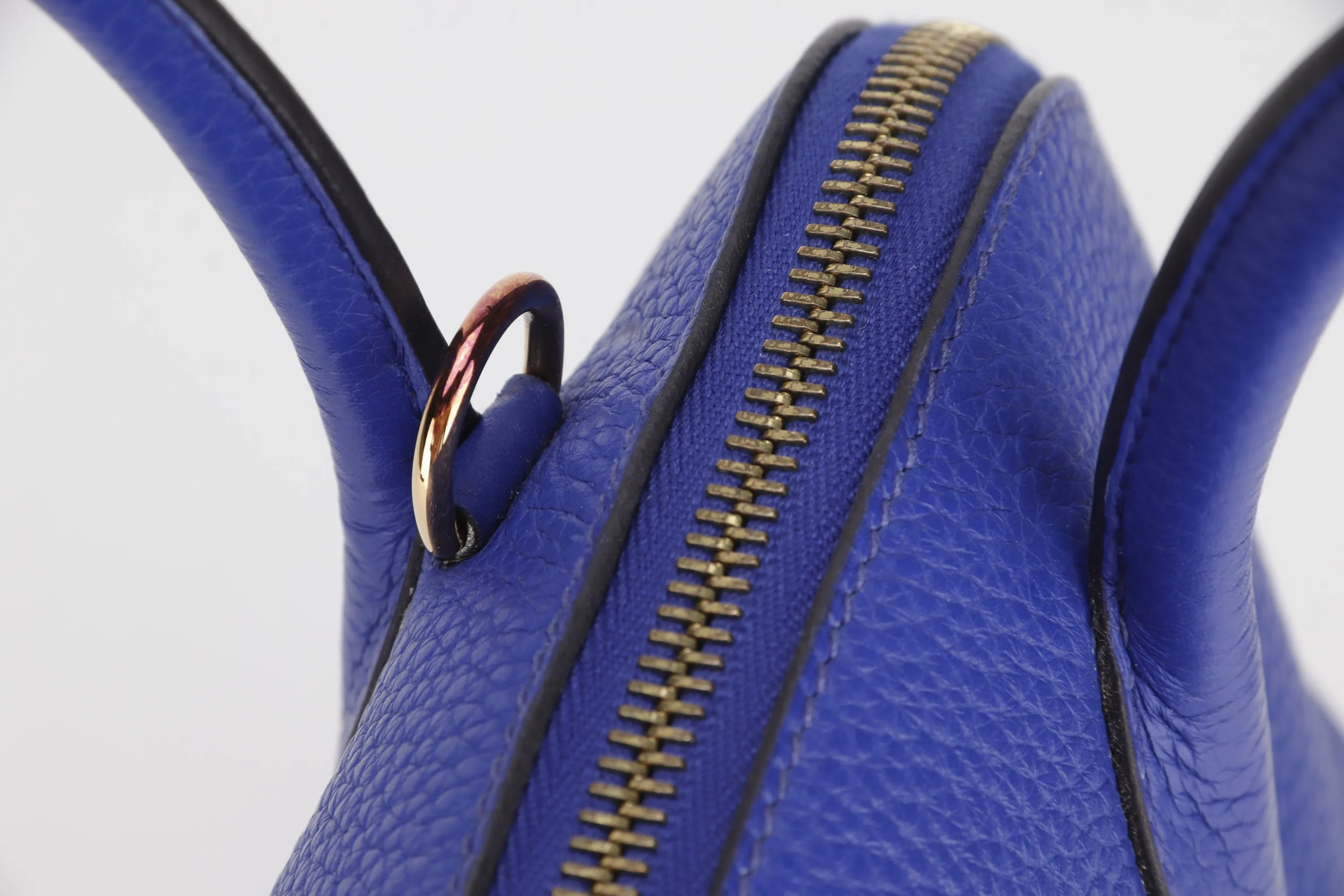 HERMES BOLIDE 31 [STAMP Q SQUARE (2013)] ELECTRIC BLEU CLEMENCE LEATHER GOLD HARDWARE, WITH STRAP, KEYS, LOCK, DUST COVER & BOX