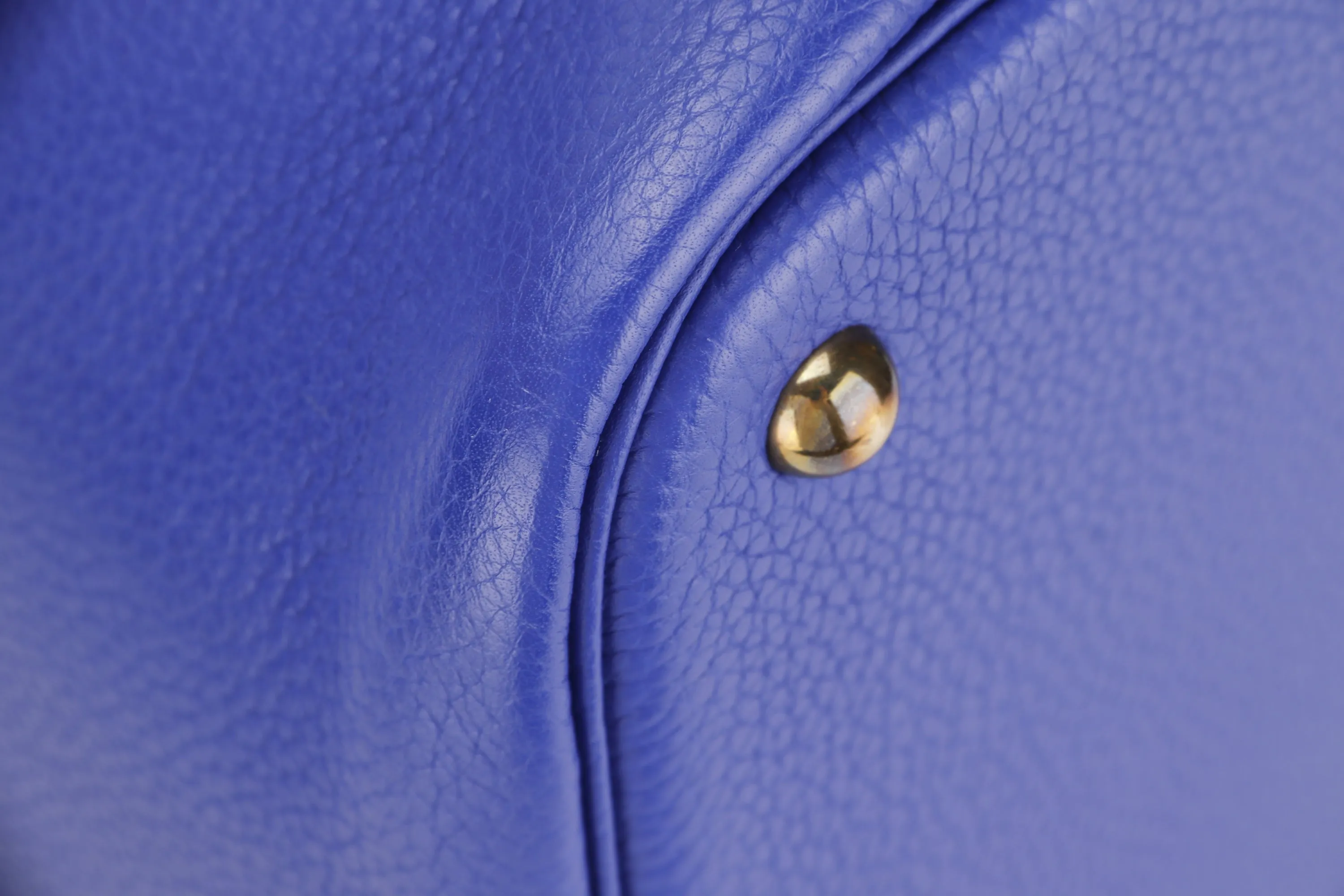 HERMES BOLIDE 31 [STAMP Q SQUARE (2013)] ELECTRIC BLEU CLEMENCE LEATHER GOLD HARDWARE, WITH STRAP, KEYS, LOCK, DUST COVER & BOX