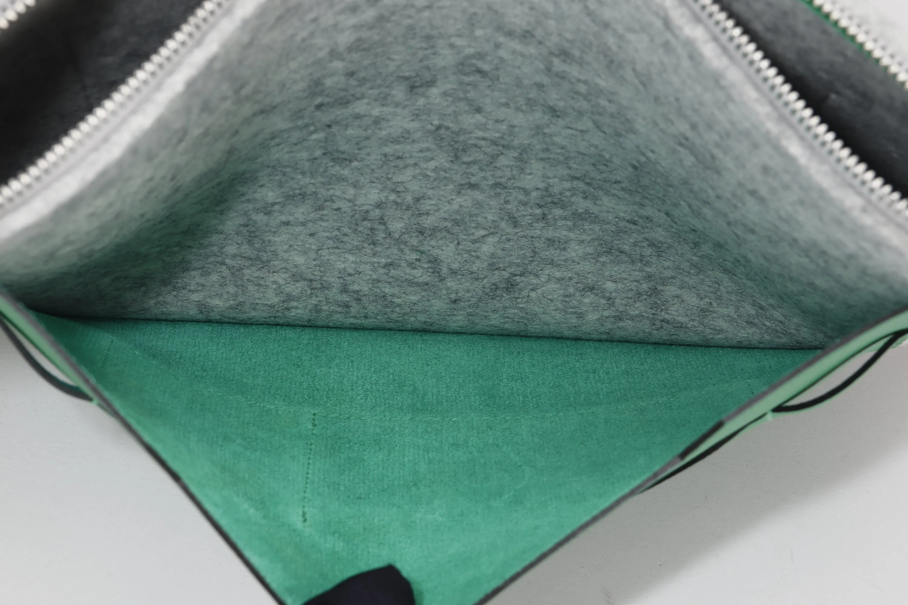 HERMES TOODOO CLUTCH 37 (STAMP A) BAMBOO COLOR EPSOM LEATHER & WOOL FELT, WITH DUST COVER & BOX