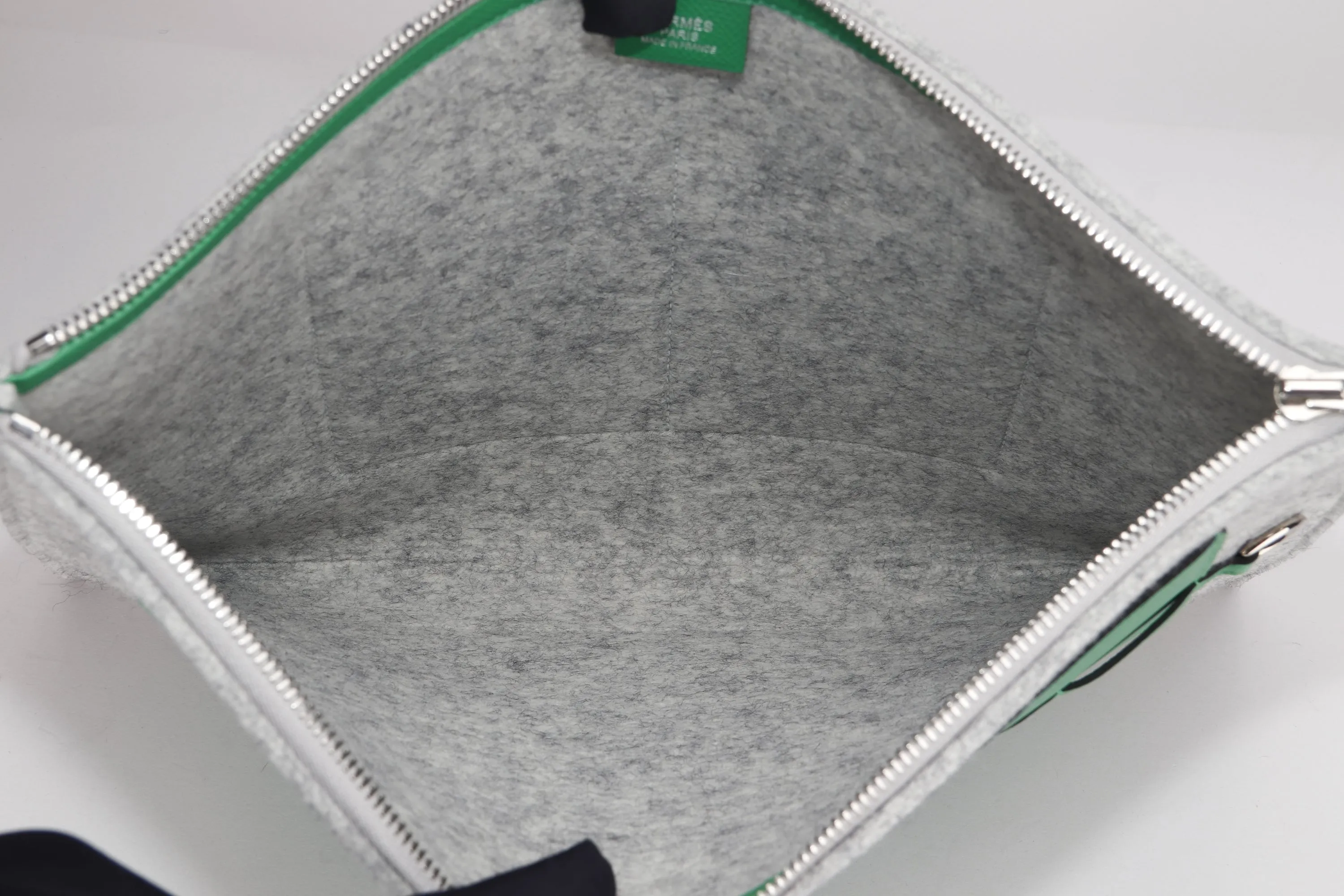 HERMES TOODOO CLUTCH 37 (STAMP A) BAMBOO COLOR EPSOM LEATHER & WOOL FELT, WITH DUST COVER & BOX