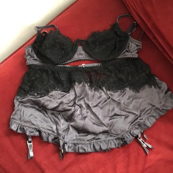 Jenna Leigh Malawi Demi Bra &amp; Garter Skirt L 36B