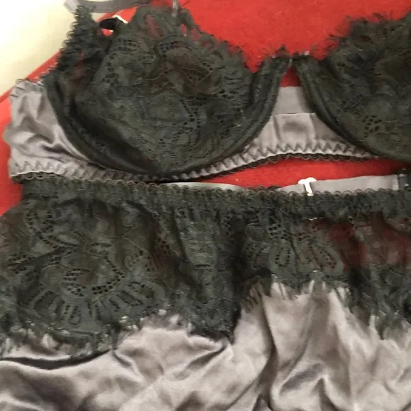 Jenna Leigh Malawi Demi Bra &amp; Garter Skirt L 36B