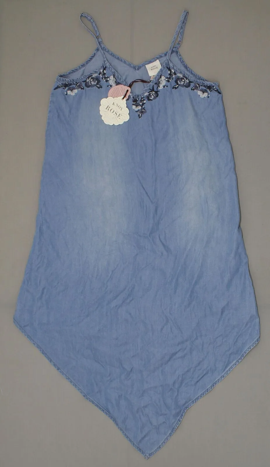 Knox Rose Women's Sleeveless Embroidered Chambray Sharkbite Shift Dress