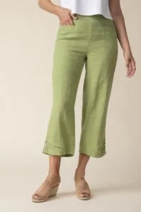 Linen Solid Pleat Button Capri