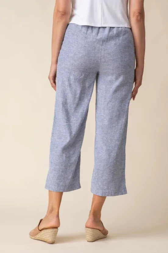 Linen Solid Pleat Button Capri