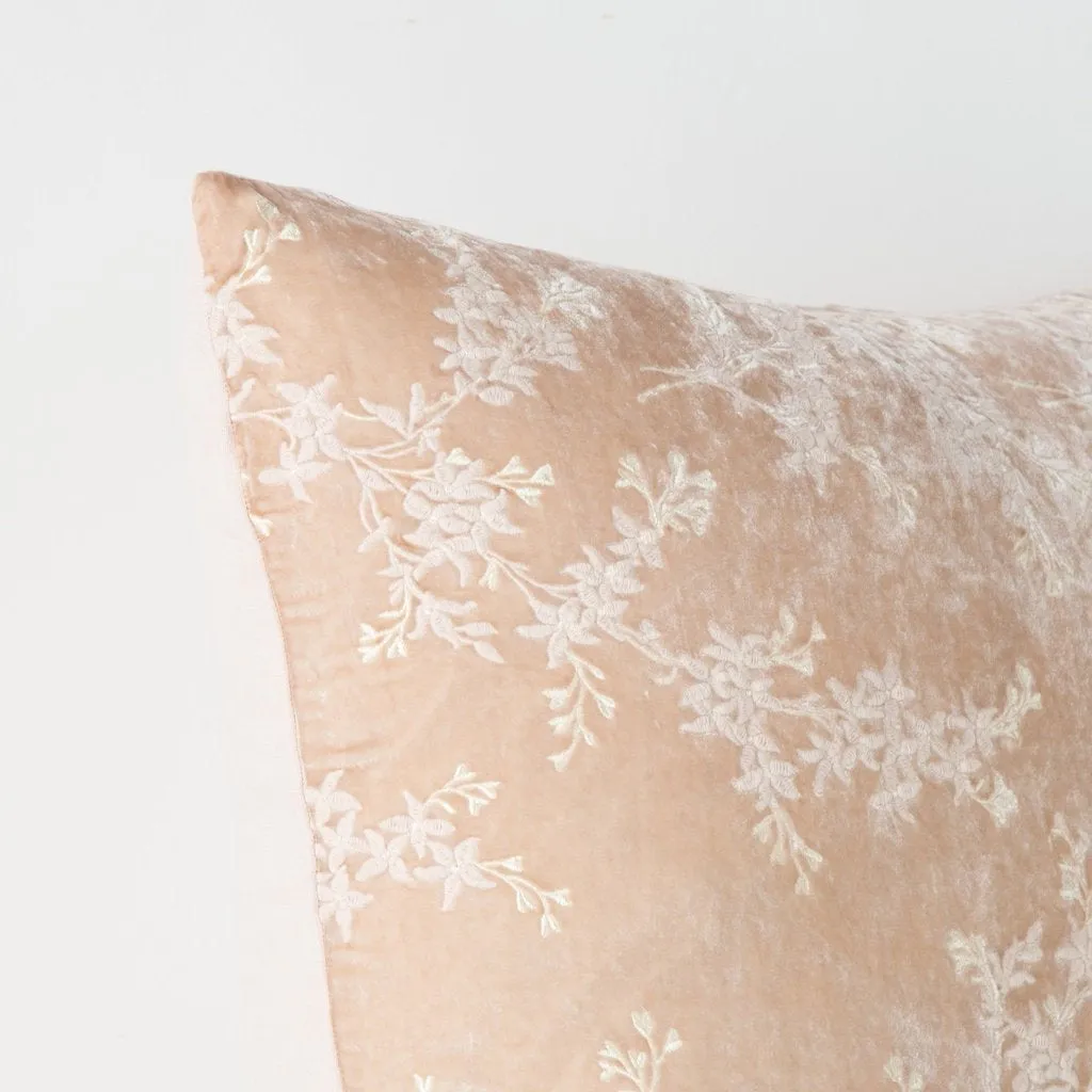 Lynette 24x24 Pillow - Pearl