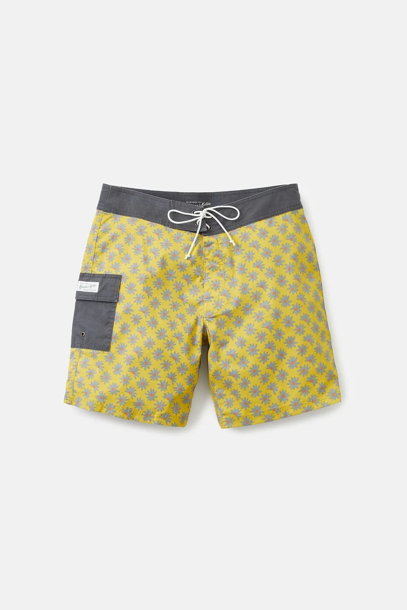 Mache Trunk
