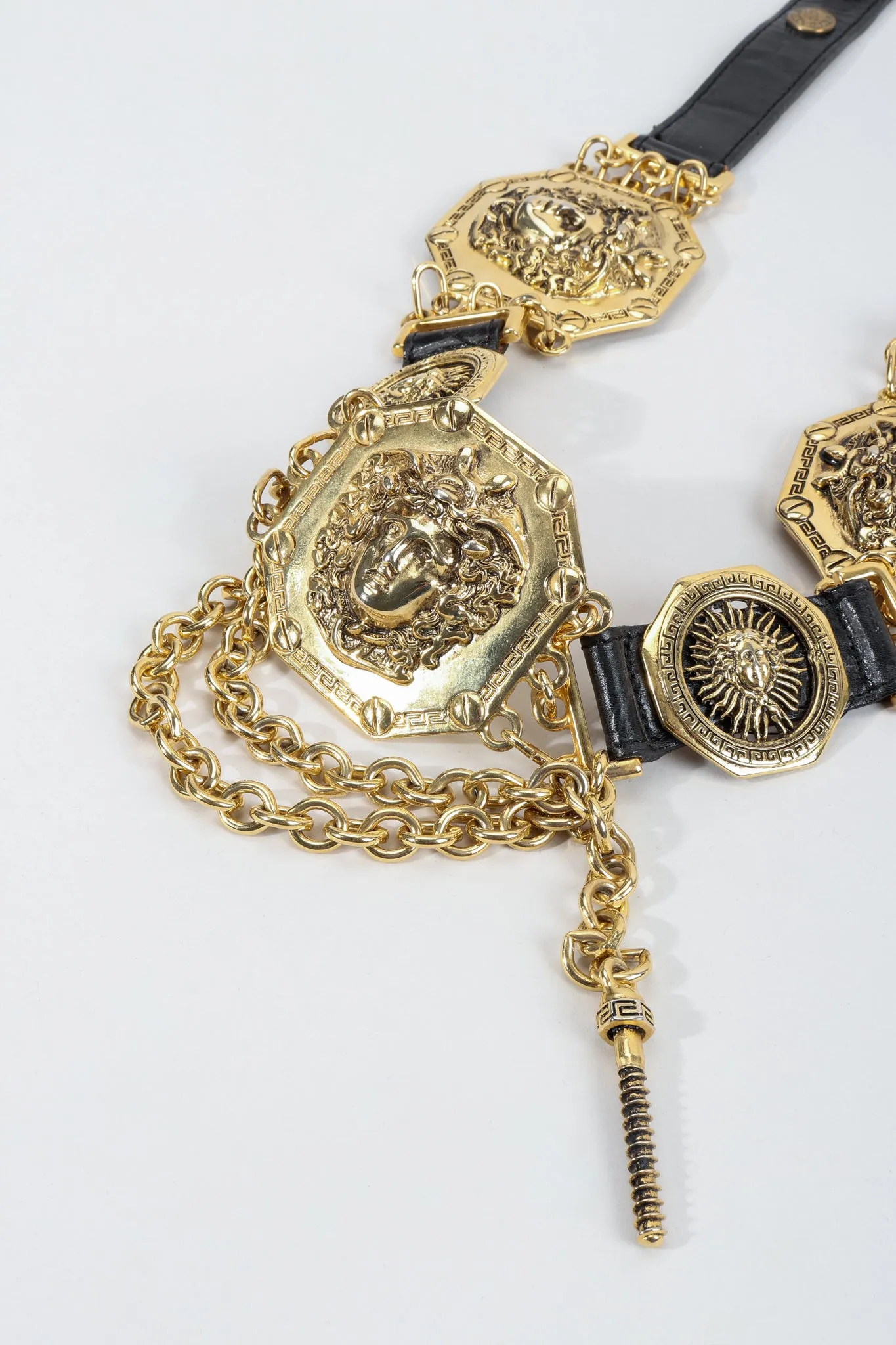 Medusa Leather Chain Belt