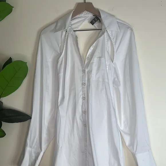 NWT h:ours Nathan‎ Shirt Dress Size Medium
