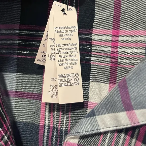 NWT Victoria’s Secret plaid 2-piece pajama set