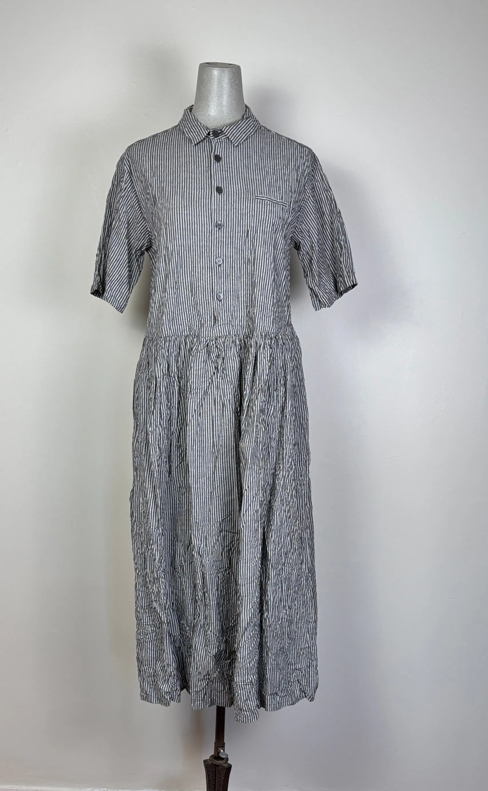 Pas de Calais  ~  Stripe Short Sleeve Dress - Black