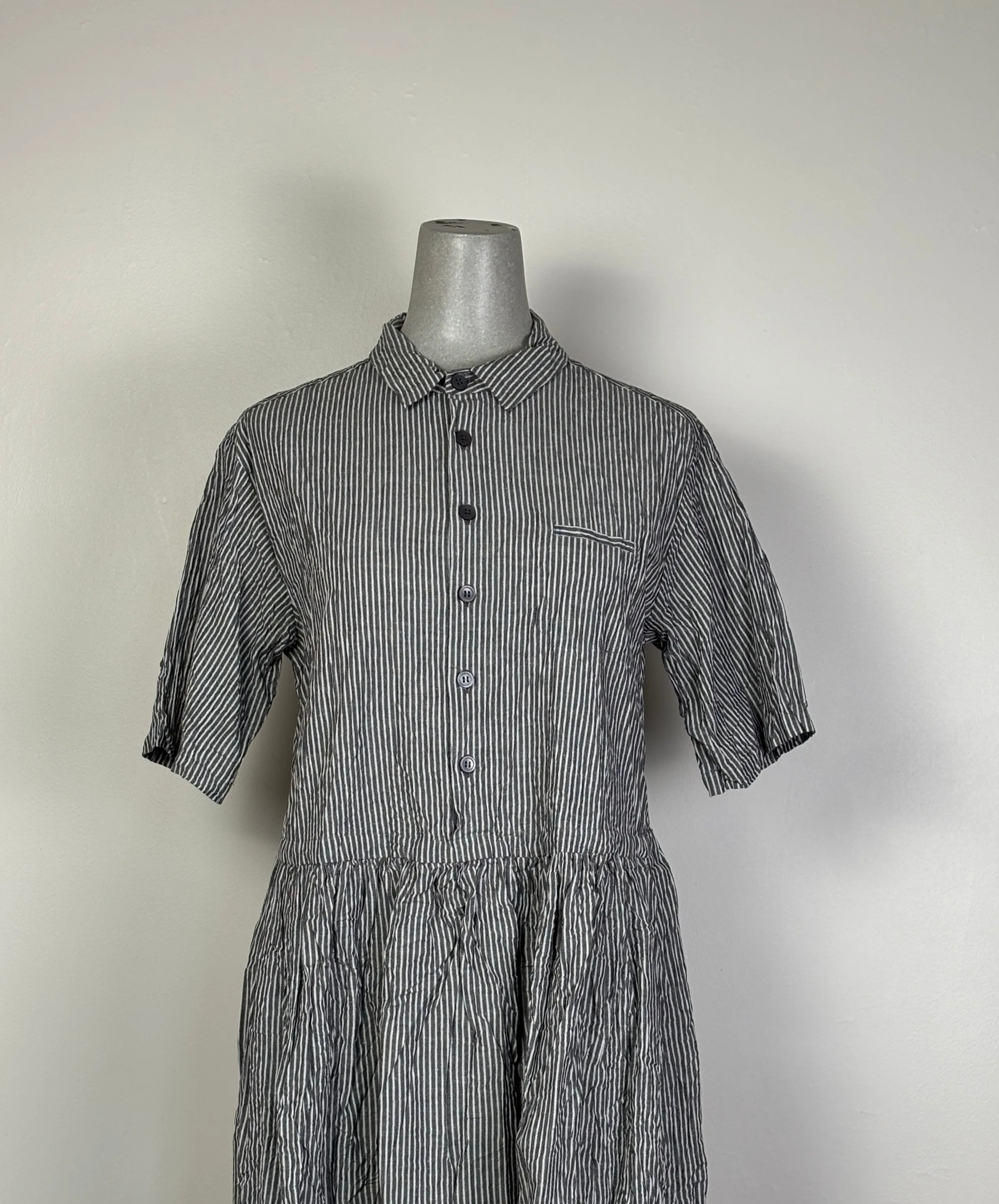 Pas de Calais  ~  Stripe Short Sleeve Dress - Black