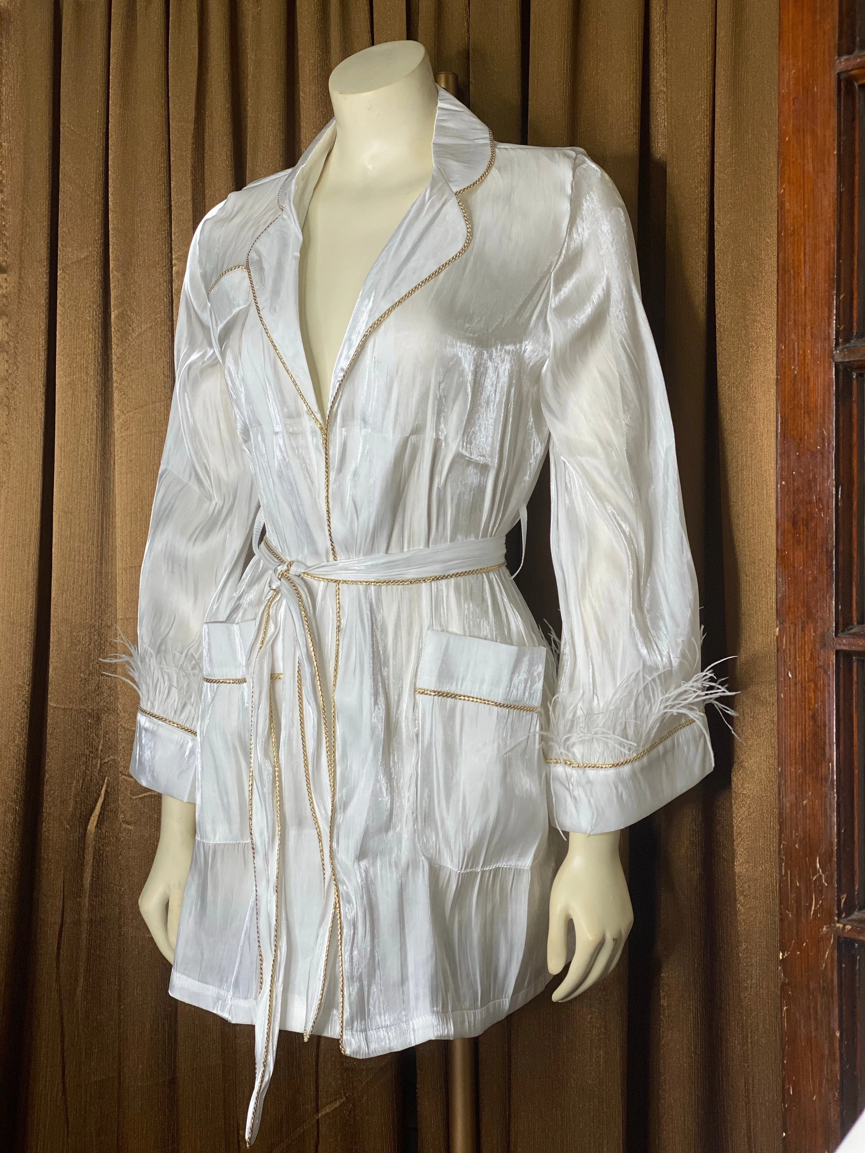 “PINUP” (WHITE)