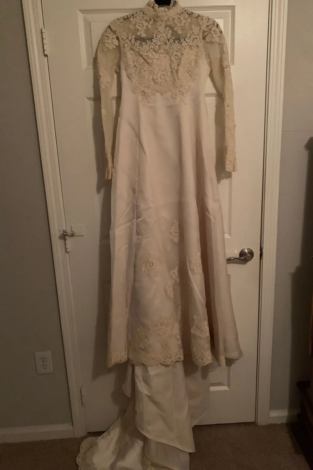 Plain with lace a frame bodice