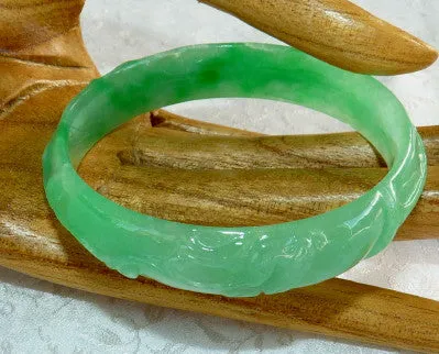 "Peaceful  Bamboo"  Carved Jadeite Jade Bangle Bracelet 57.5mm (JBB3083)