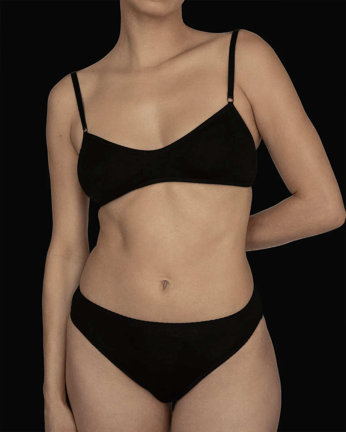 Recline Bra (Black)