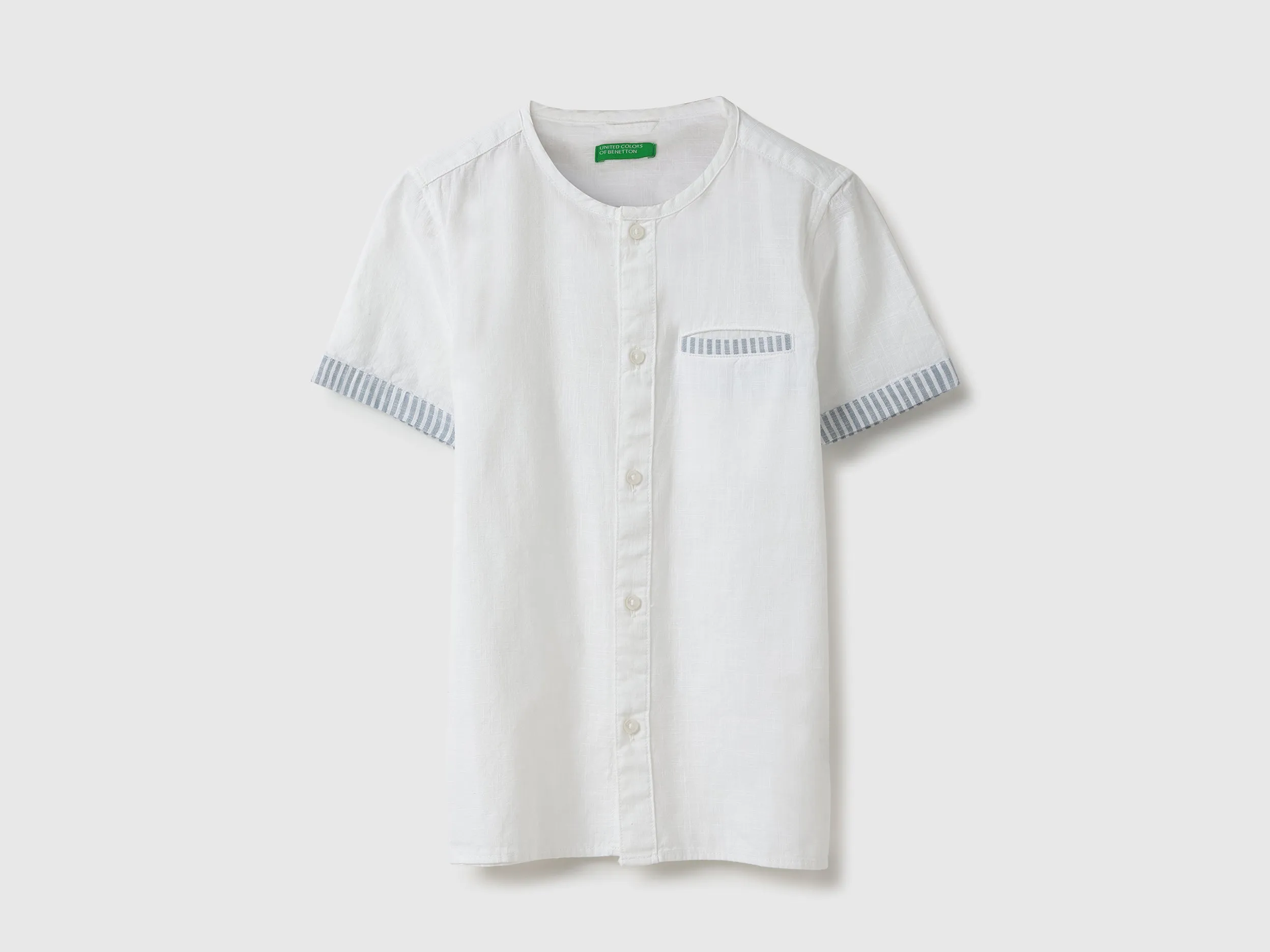Regular Fit Mandarin Collar Solid Shirt