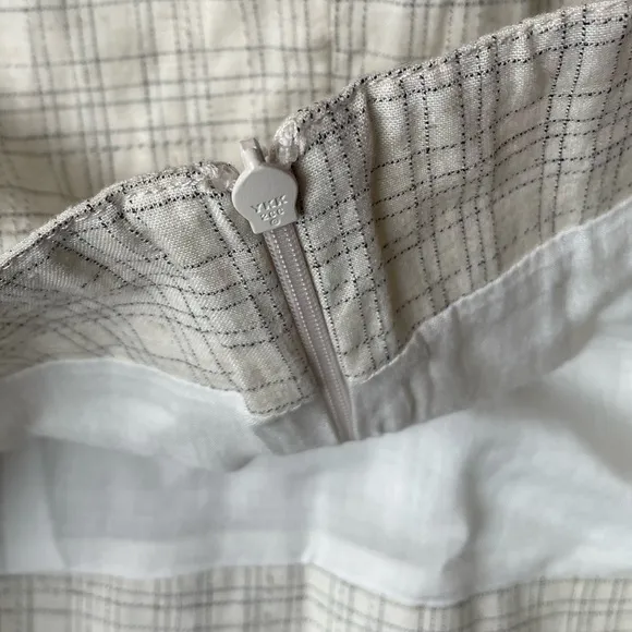 Rowie Mini Skirt Front Slit Off White Color Gray Grid Pattern Linen Blend SZ S