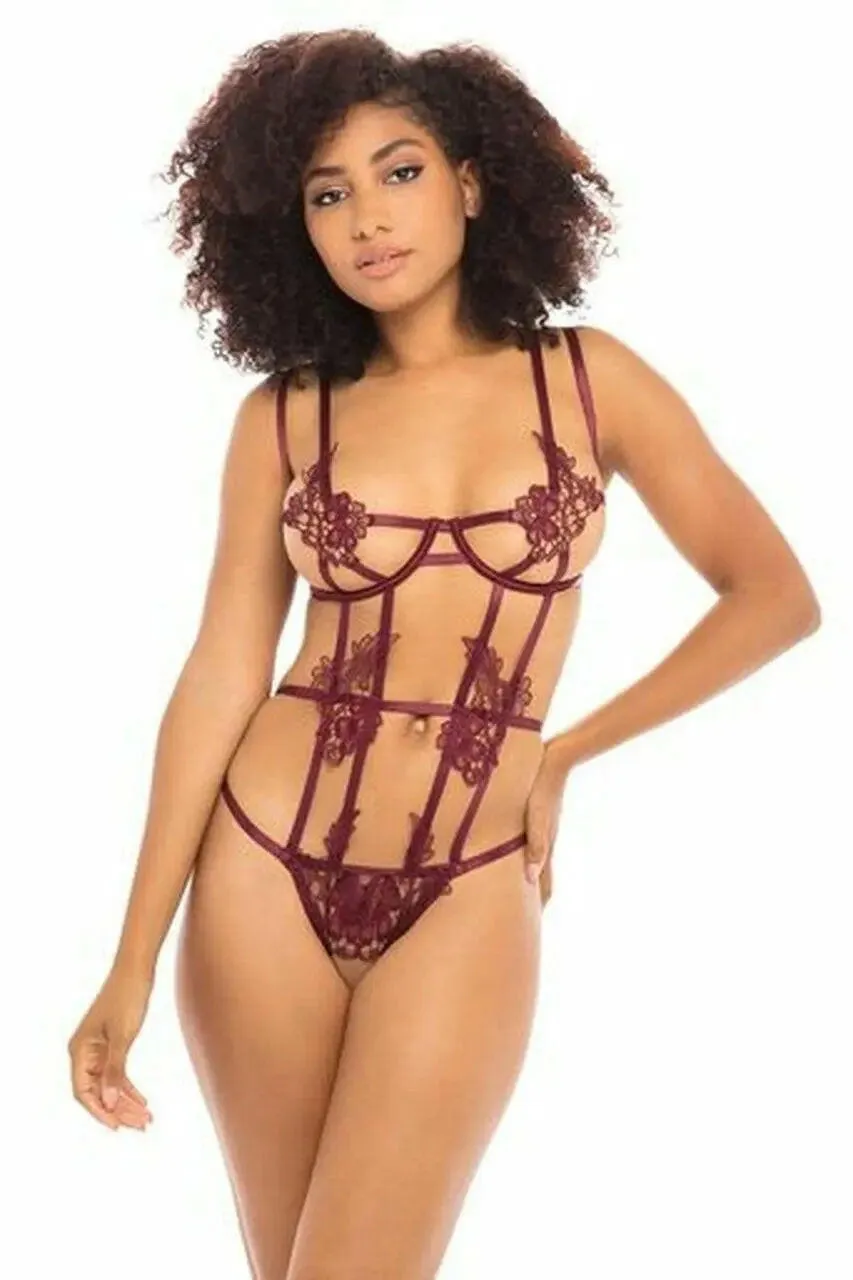 Roza Embroidered Teddy