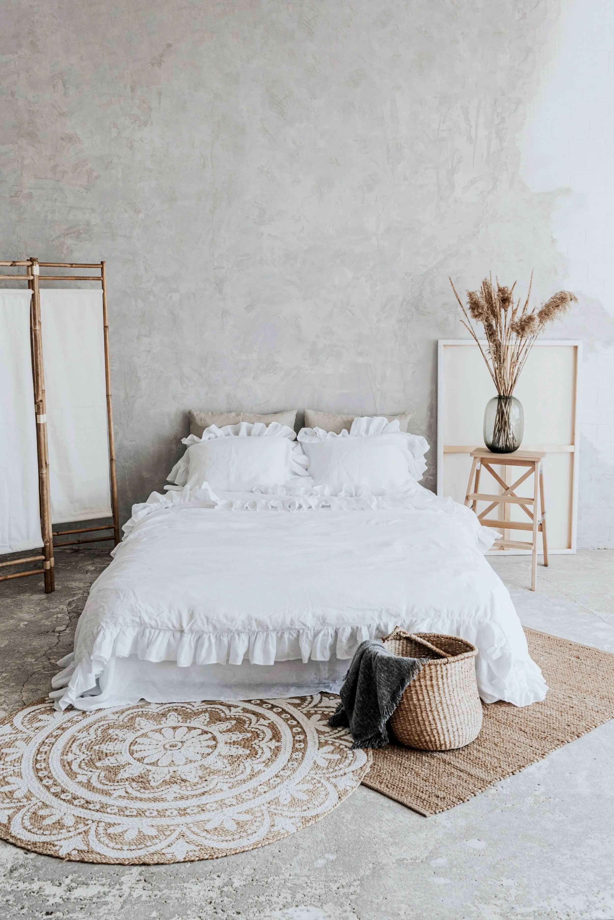 Ruffle Duvet Cover and Pillowcases Set - White