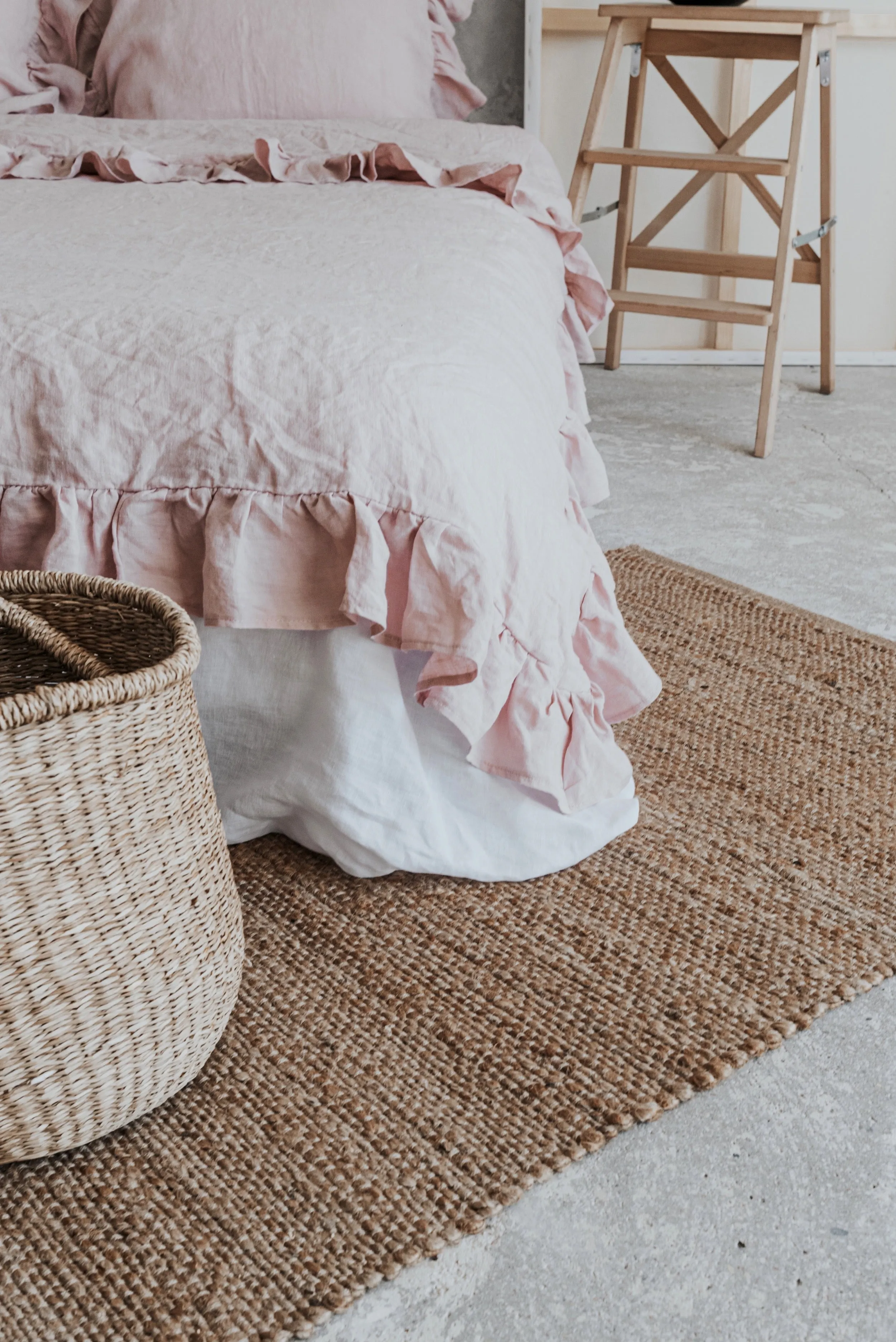 Ruffle duvet cover - pink